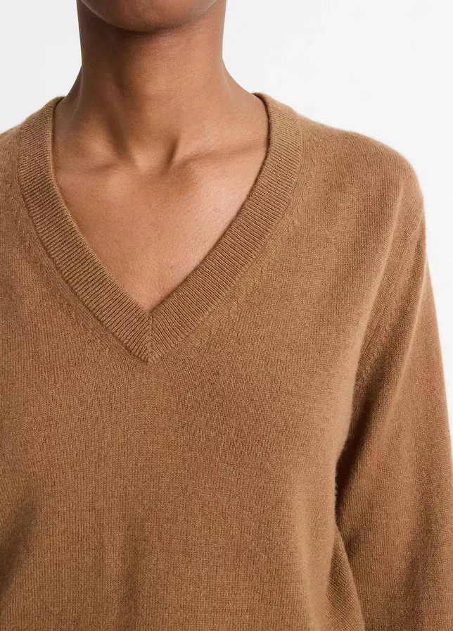 Casual Cashmere V-Neck in Almond