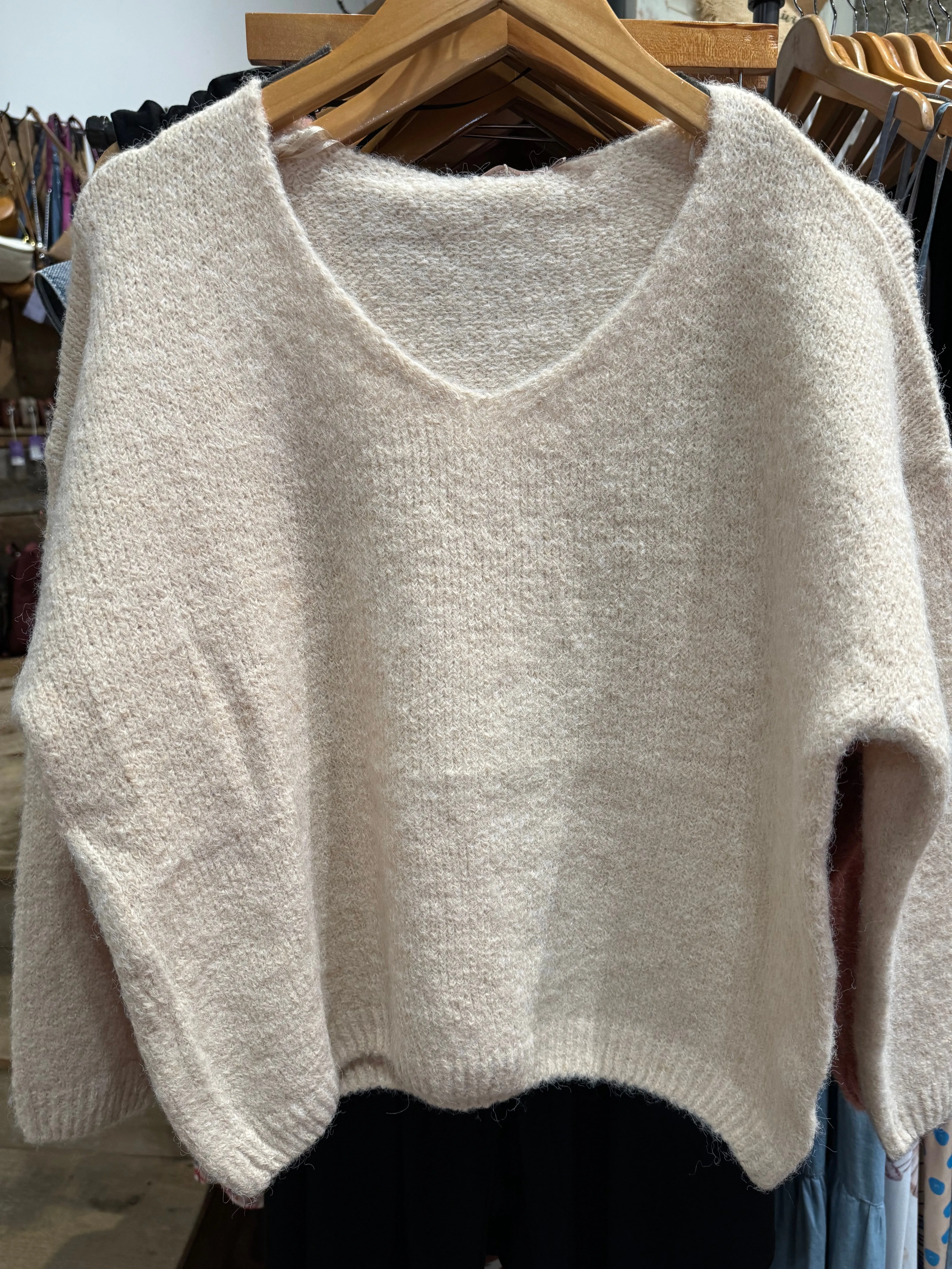 ESQUALO V NECK SWEATER