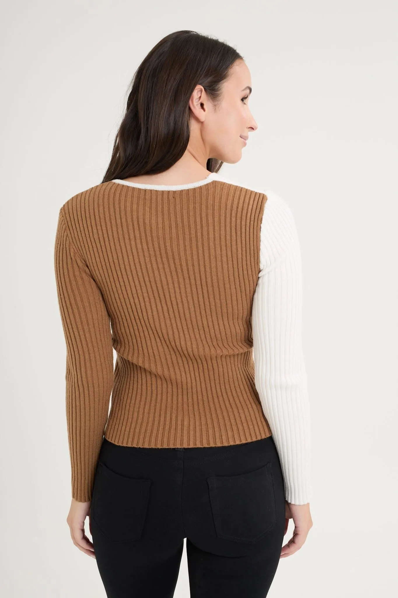 V-neck color block knit